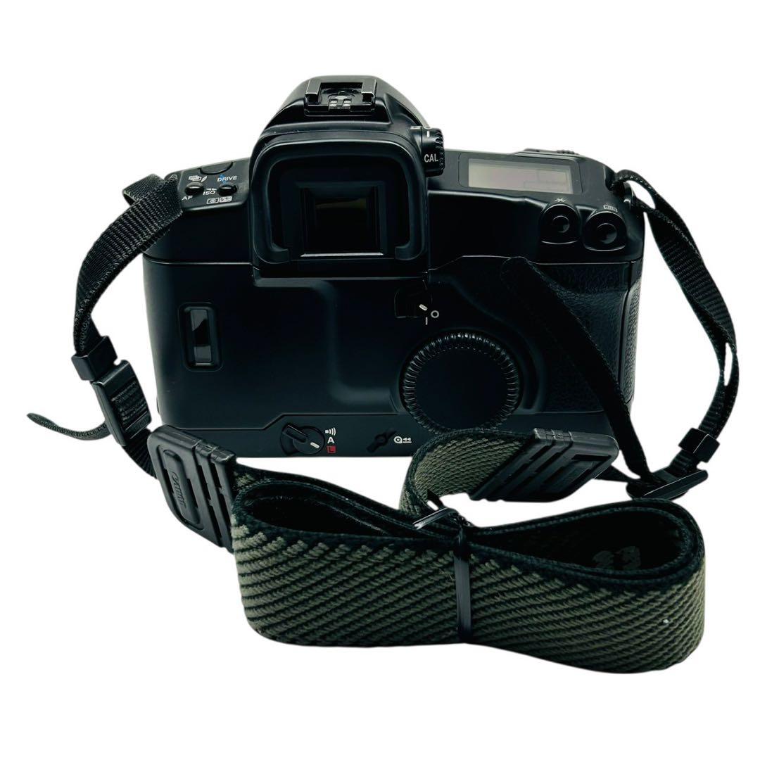 キャノン Canon EOS-3 フィルム 一眼レフ