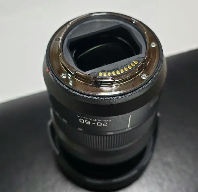 LUMIX DC-S5M2W ダブルレンズキット 【美品/低ショット1108回】