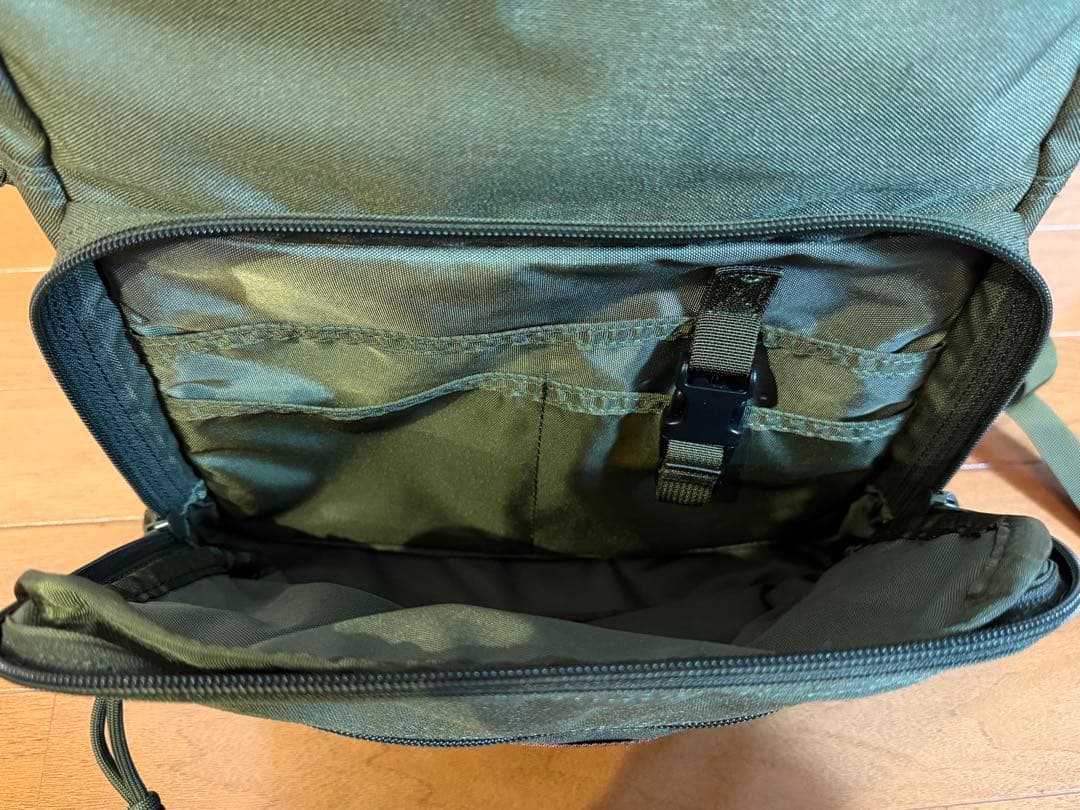 ブリーフィング BRIEFING AT-COMPACT PACK