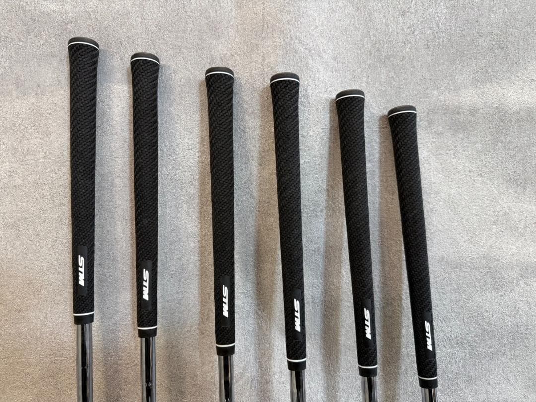 PRGR 01アイアンセット5〜PW 6本 ダイナミックゴールドS200