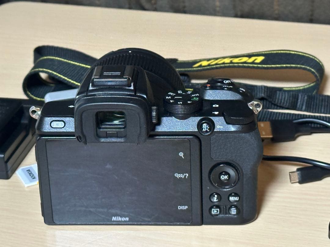 Nikon Z50 ミラーレスカメラ DX 12-28mm