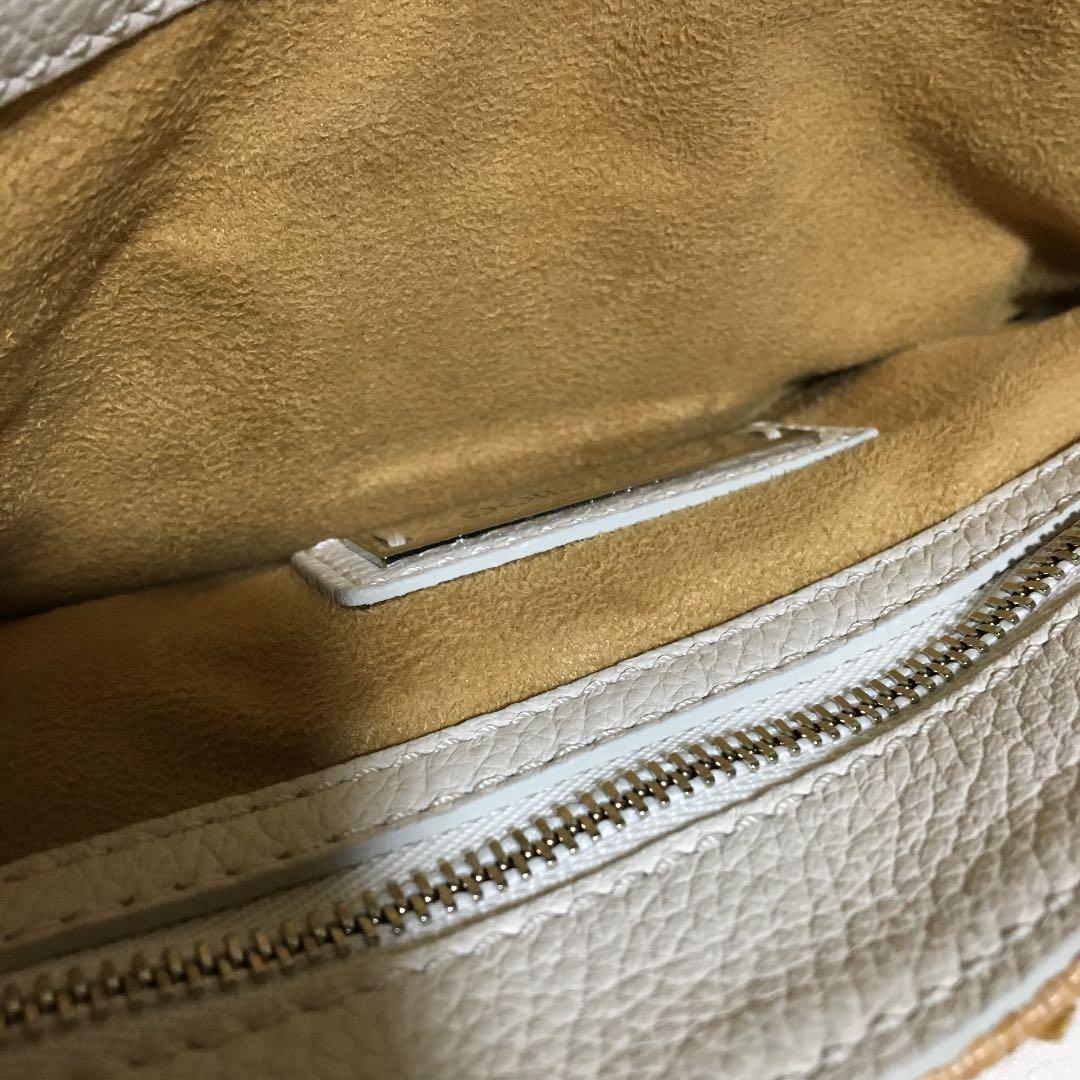 新品同様 ジミーチュウ クラッチバッグ