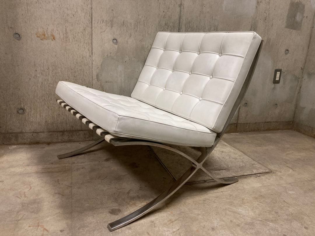 定価160万! 名作 良品 正規Knoll 白 バルセロナ チェア②オットマン