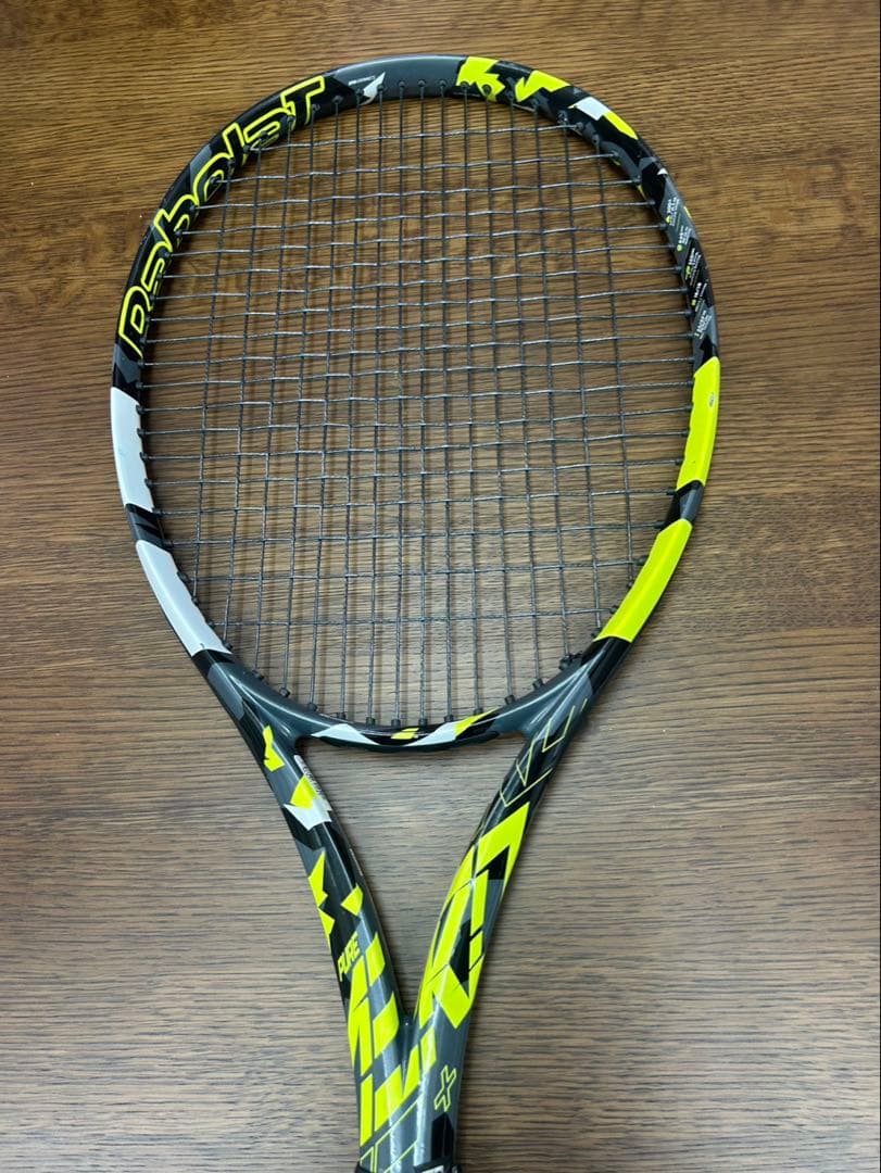 バボラ ピュアアエロ 100+(27.6インチ)