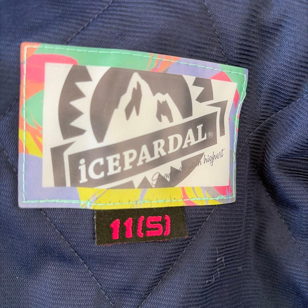 女性用スキーウェア　S 上下　帽子　手袋　靴下