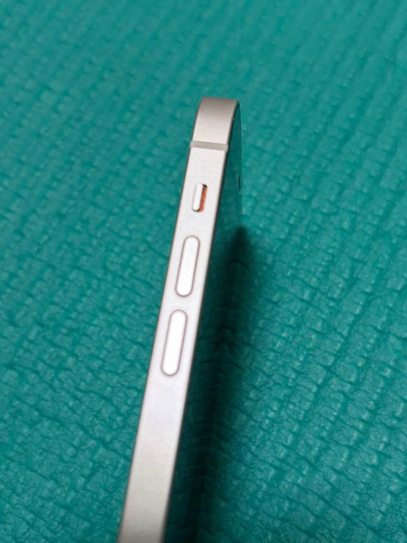 超美品！ほぼキズなし！ iPhone 12 256GB ホワイト 本体