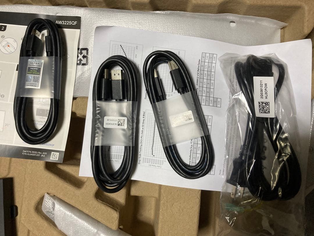 ディスプレイ・モニター本体 Alienware AW3225QF