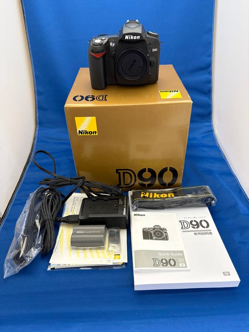 Nikon D90 ボディ ジャンク品 元箱・付属品多数 ERR表示