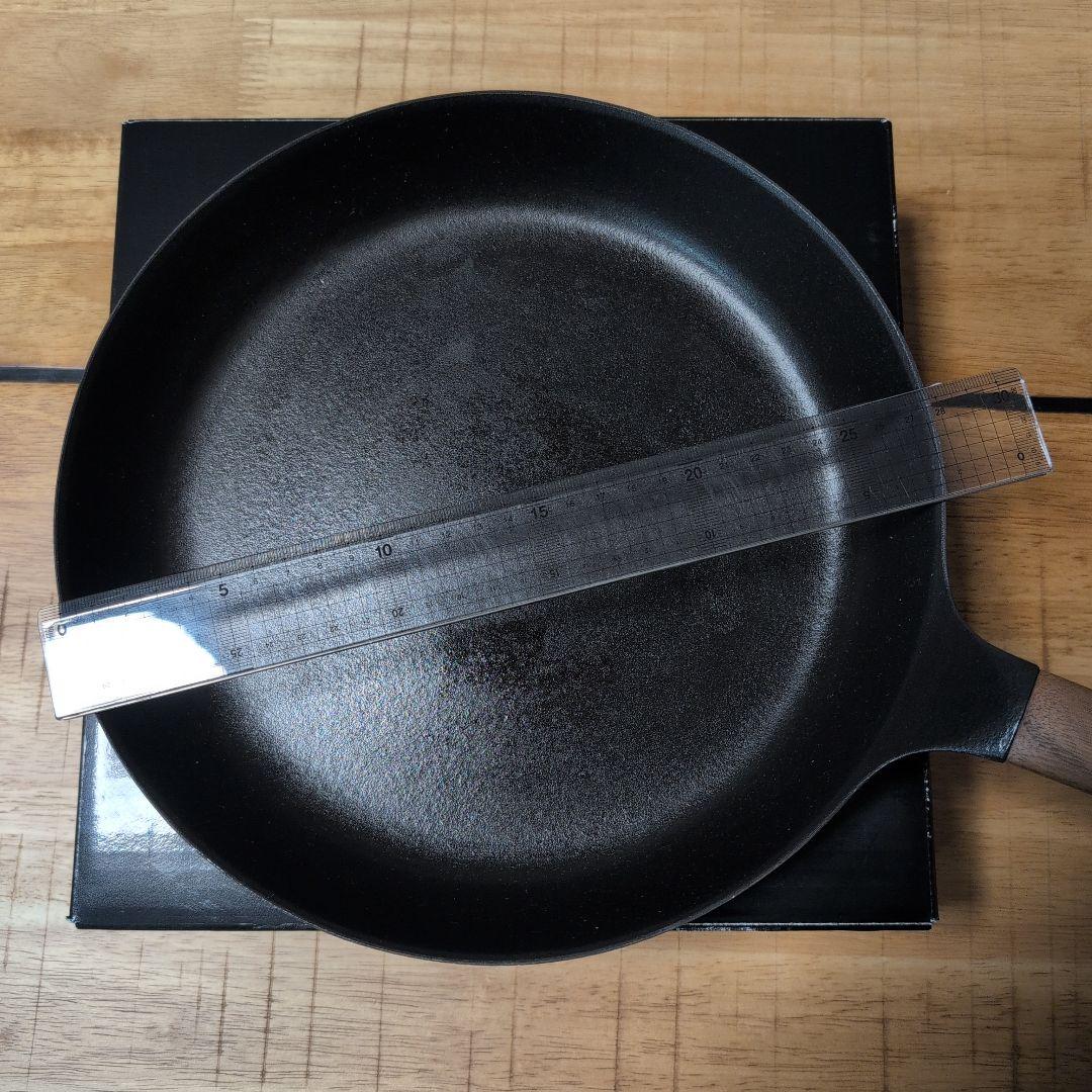 バーミキュラ　フライパン　28cm フタ付き