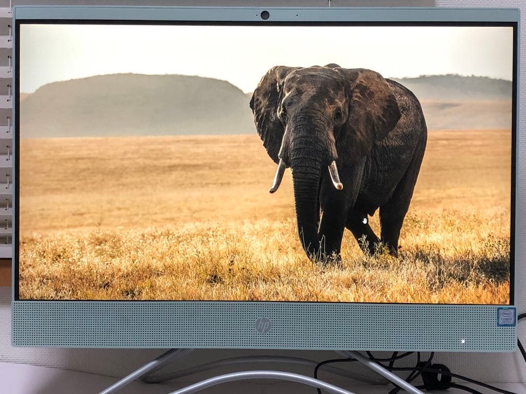 HP 22-c0132jp 第9世代CPU SSD タッチ Office2021