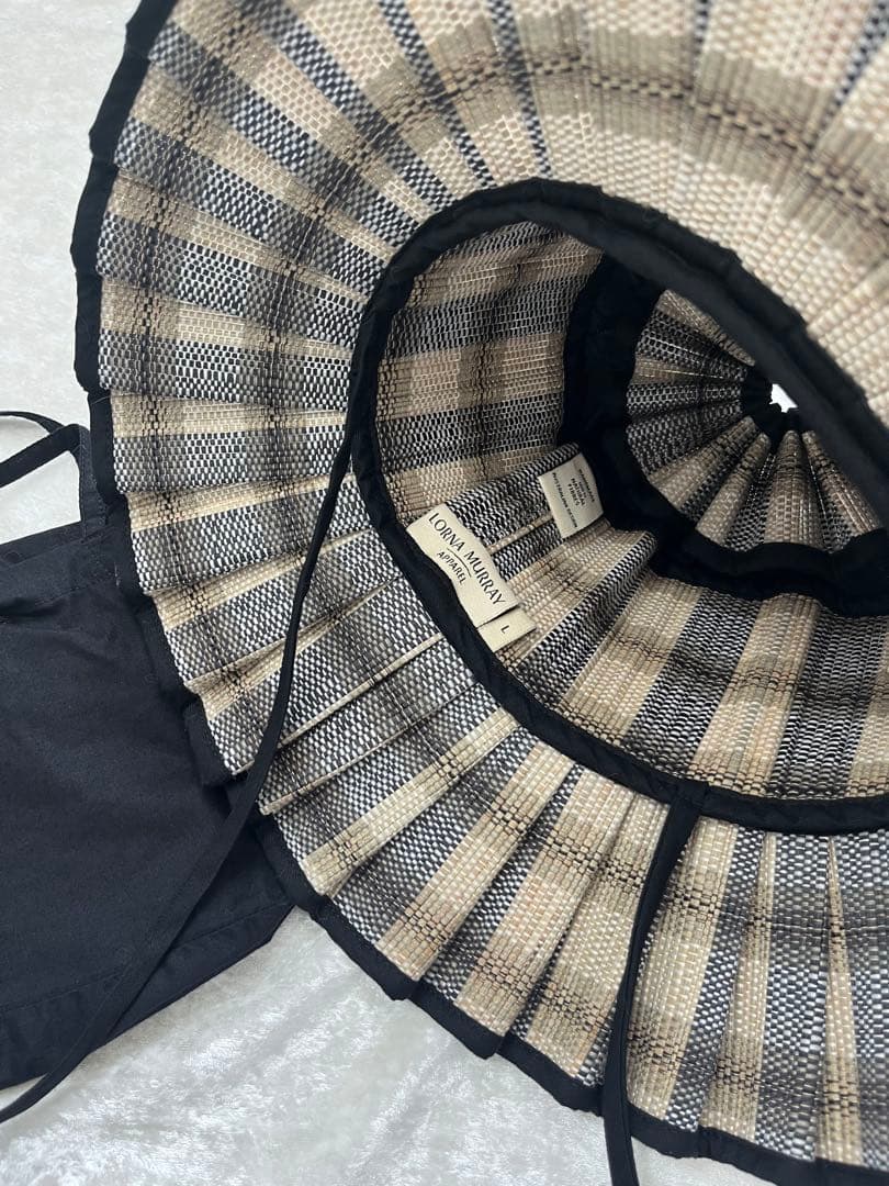 【LORNA MURRAY】Calm Edit. Bespoke Vienna