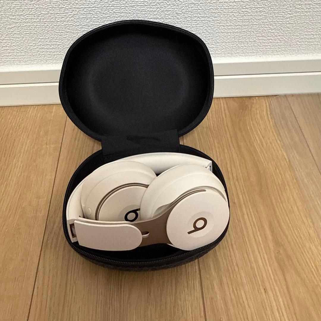 Beats SOLO PRO ワイヤレスヘッドフォン ホワイト