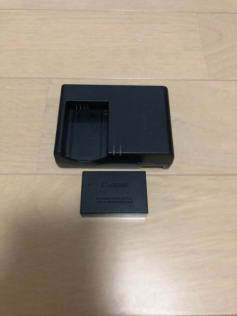 Canon EOS Kiss X8i レンズ2本付き