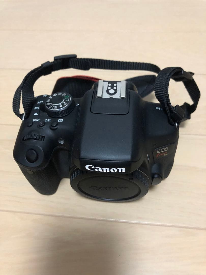 Canon EOS Kiss X8i レンズ2本付き
