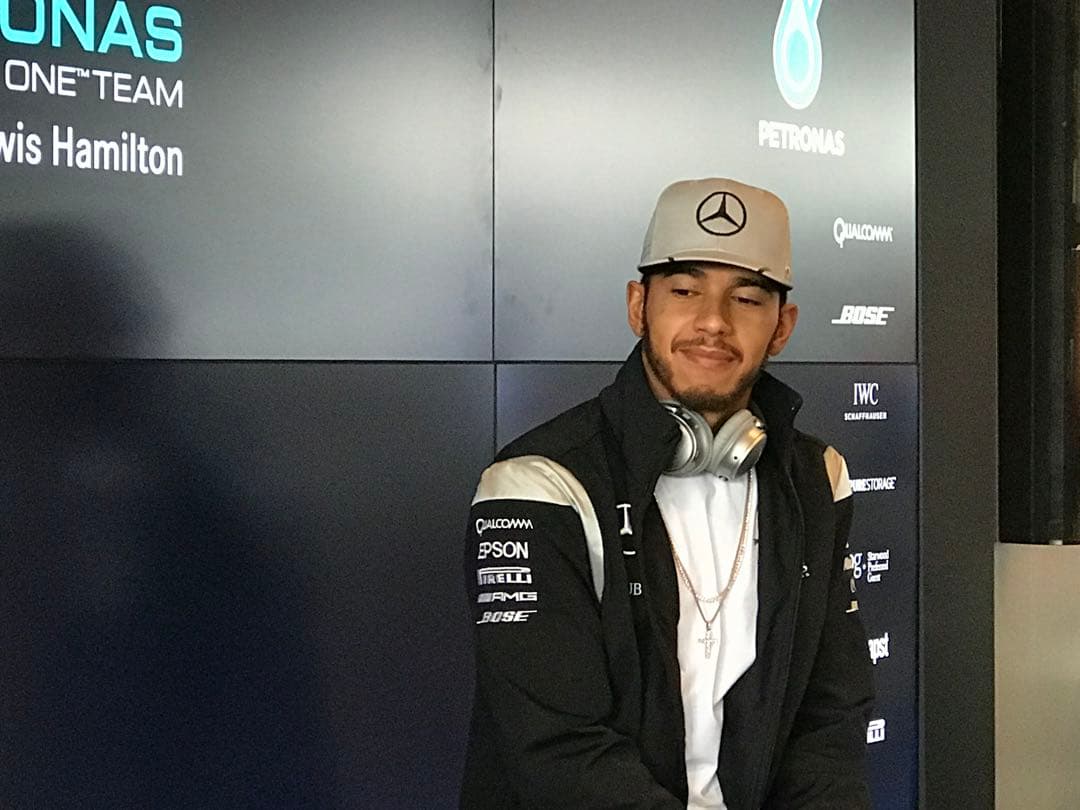 F1 メルセデス AMG ニコ&ルイス 直筆サイン キャップ