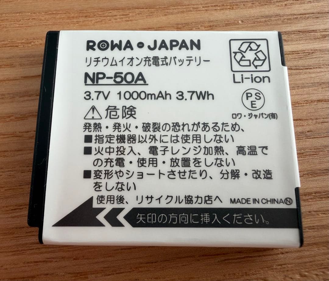 動作品　FUJIFILM FinePix F60fd デジタルカメラ　ブラック