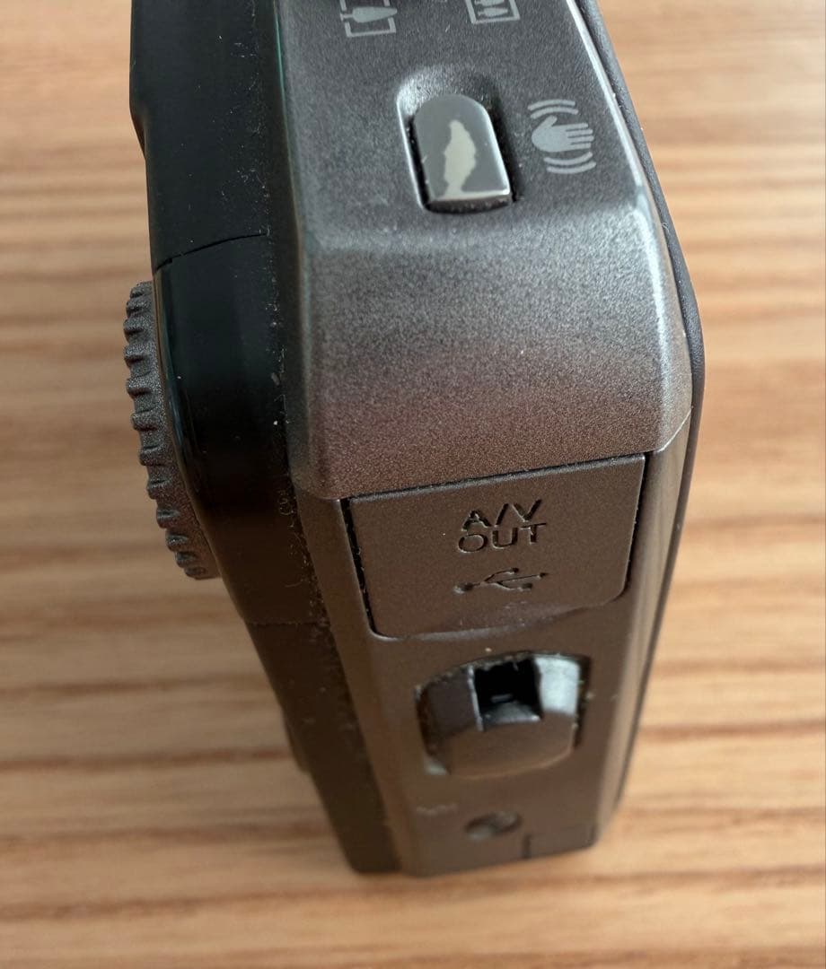 動作品　FUJIFILM FinePix F60fd デジタルカメラ　ブラック