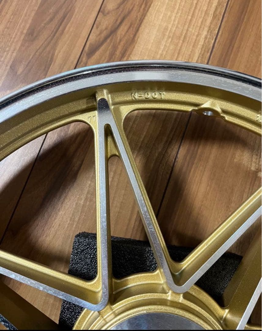 gs400 セブンスターホイール