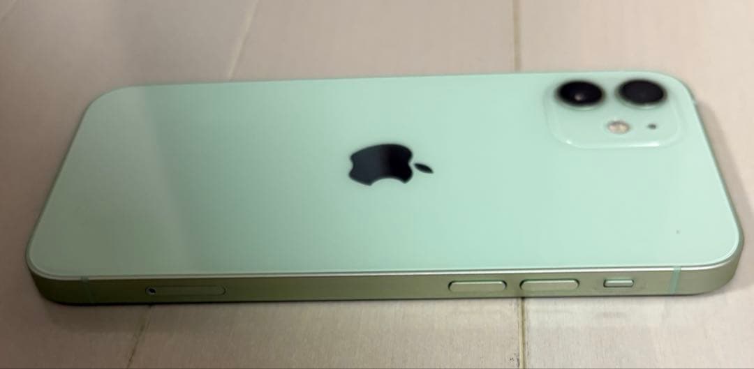 美品 iPhone12 128GB グリーン 付属品全てあり