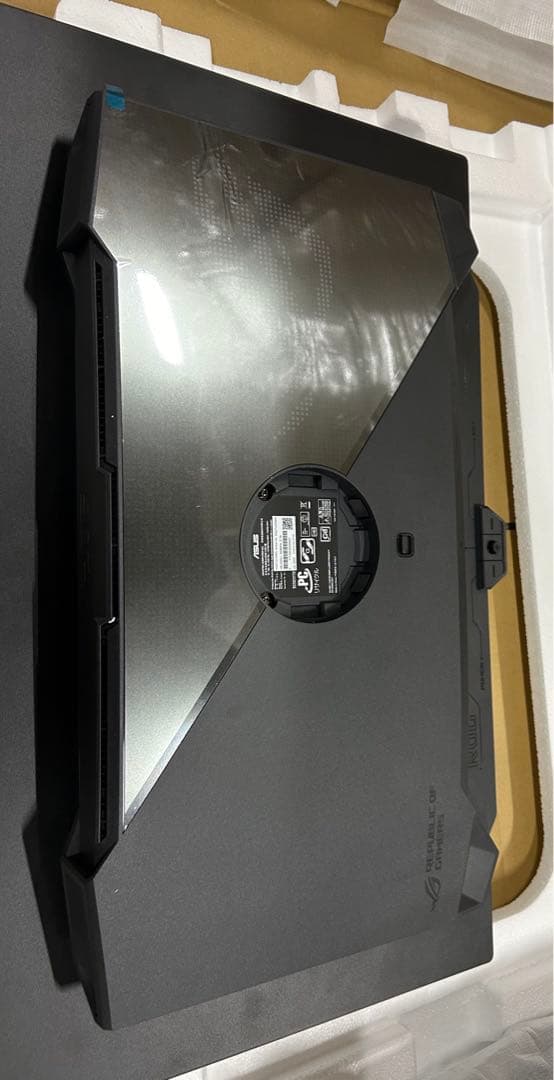 ASUSゲーミングモニター　ROG Strix OLED XG27UCDMG