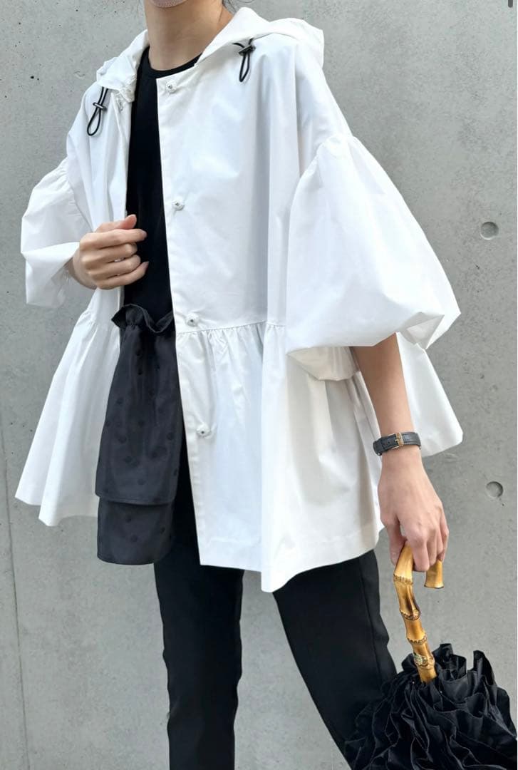 バルーンスリーブ雨よけライトコート（Marge）