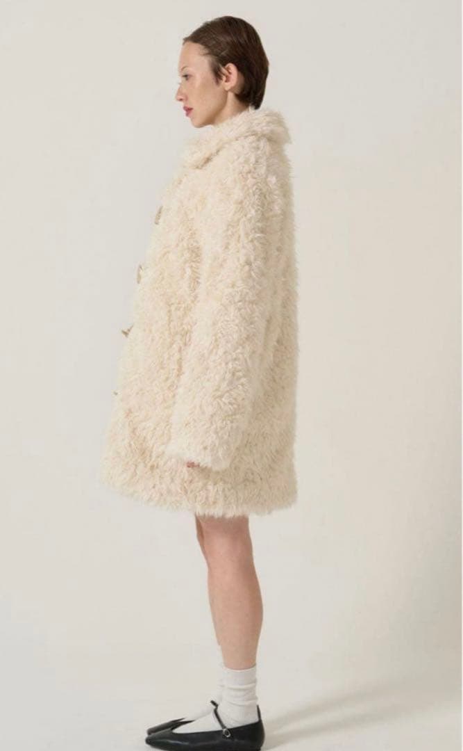 フェイクファー ダッフルコート TINA：JOJUN アイボリー　新品未使用