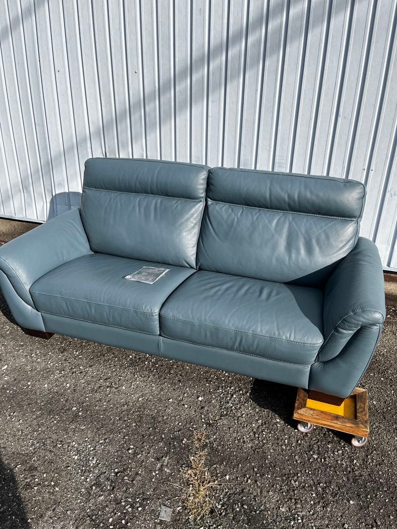 美品！サコモディSACCOMODIブルー 本革ソファ 2.5P イタリア製中古品