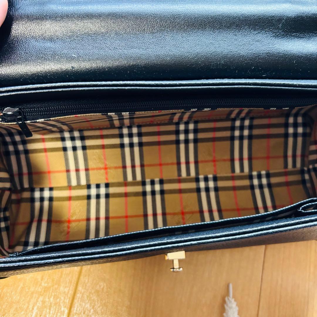 希少 美品 バーバリー 筒型 レザー ミニハンドバッグ ノバチェック　ブラック