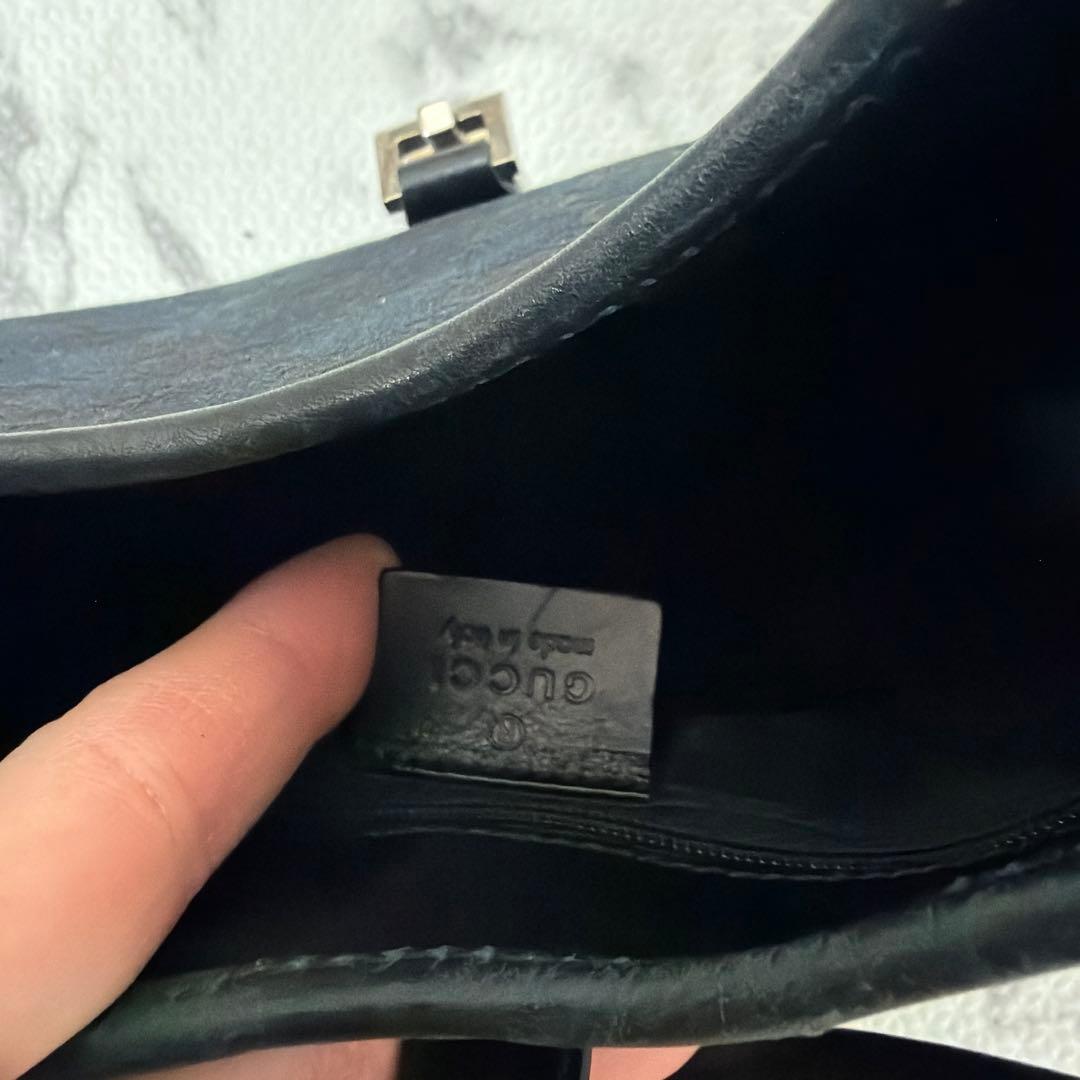 P*e様 GUCCI ブラック ハンドバッグ GGパターン