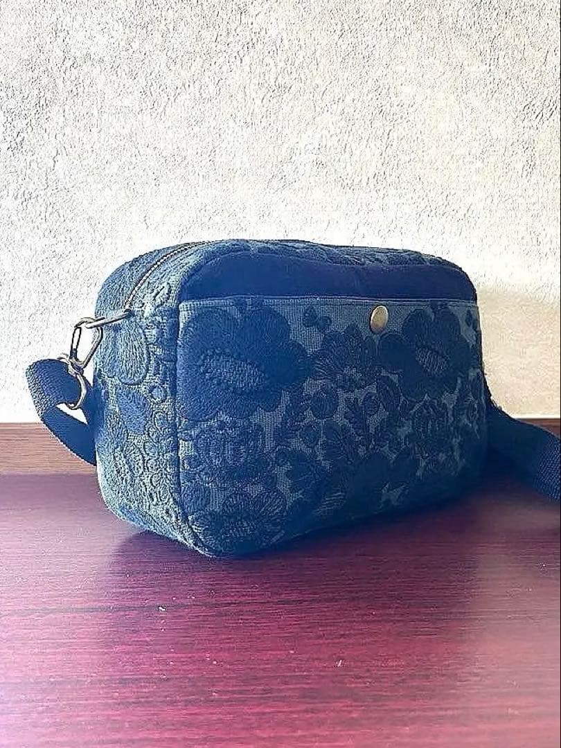 ミナペルホネンsmile flower ショルダーバック