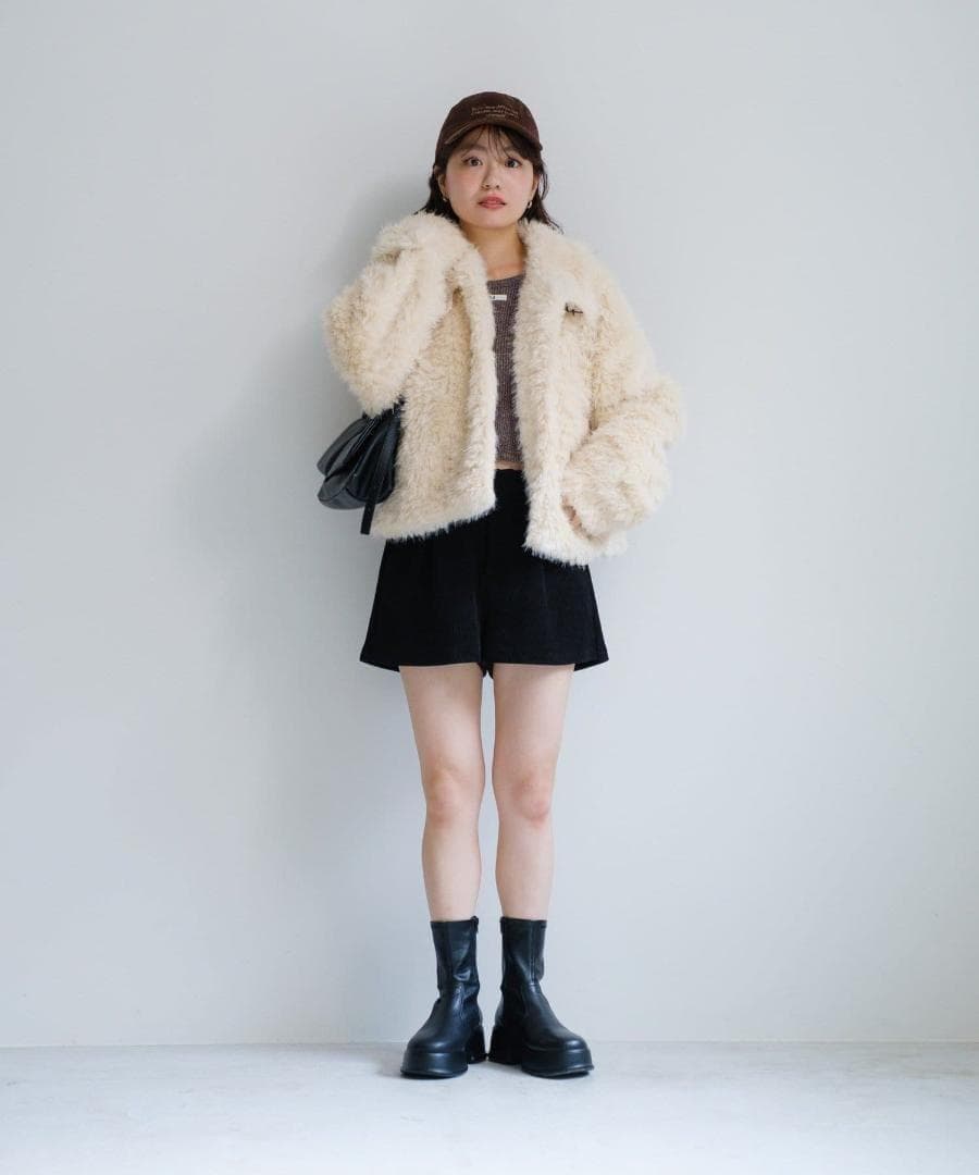 入手困難 新品未使用 Kastane カールミドルファーコート アイボリー