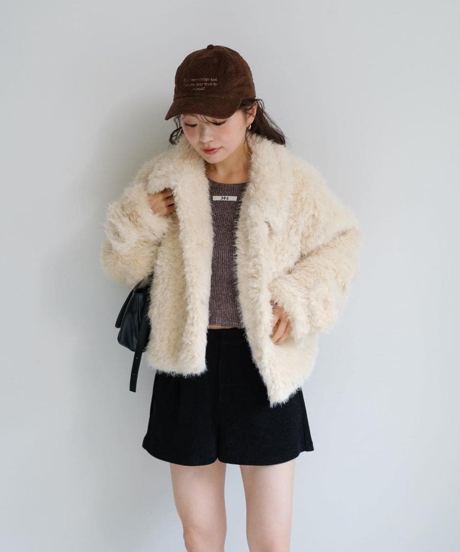 入手困難 新品未使用 Kastane カールミドルファーコート アイボリー