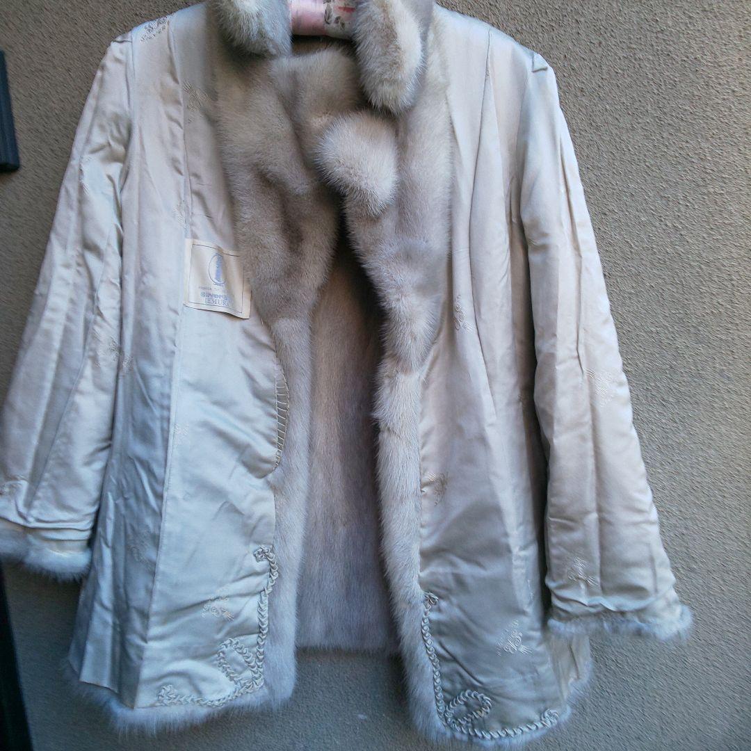 ミンク、 シルバーブルーです