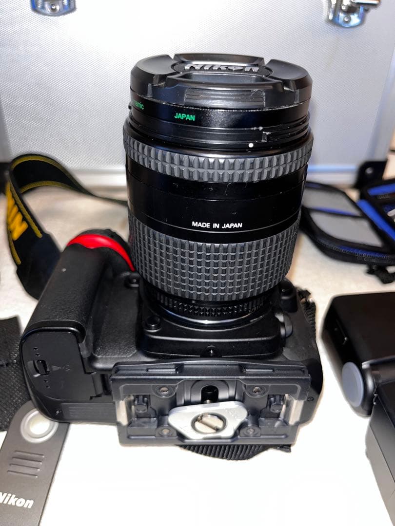 Nikon D7000・レンズ・バッテリー類・他セット