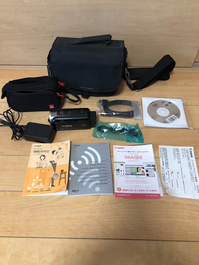 ビデオカメラ　キャノン　HF R32