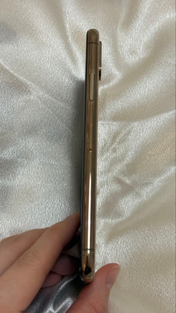 iPhone Xs ゴールド 512GB