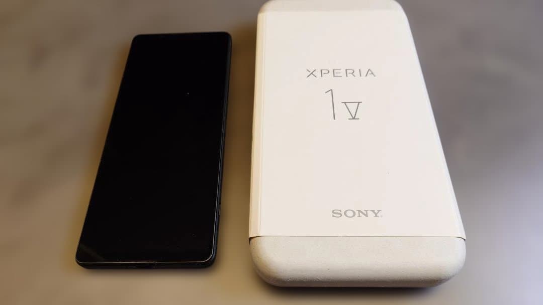 ＜中古＞SONY Xperia 1V SIMフリー512MB カーキグリーン