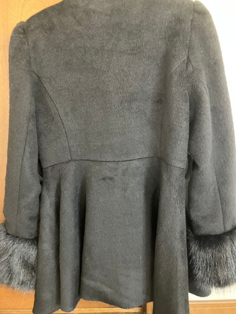 pium ハートボタンリボンベルトシャギーコート