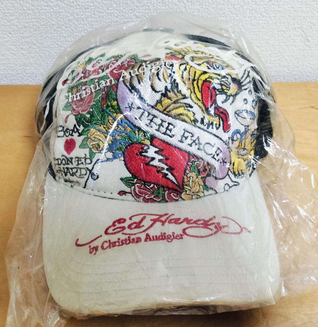 【レア】BoA × Ed Hardy コラボ キャップ 限定品 白 未使用品