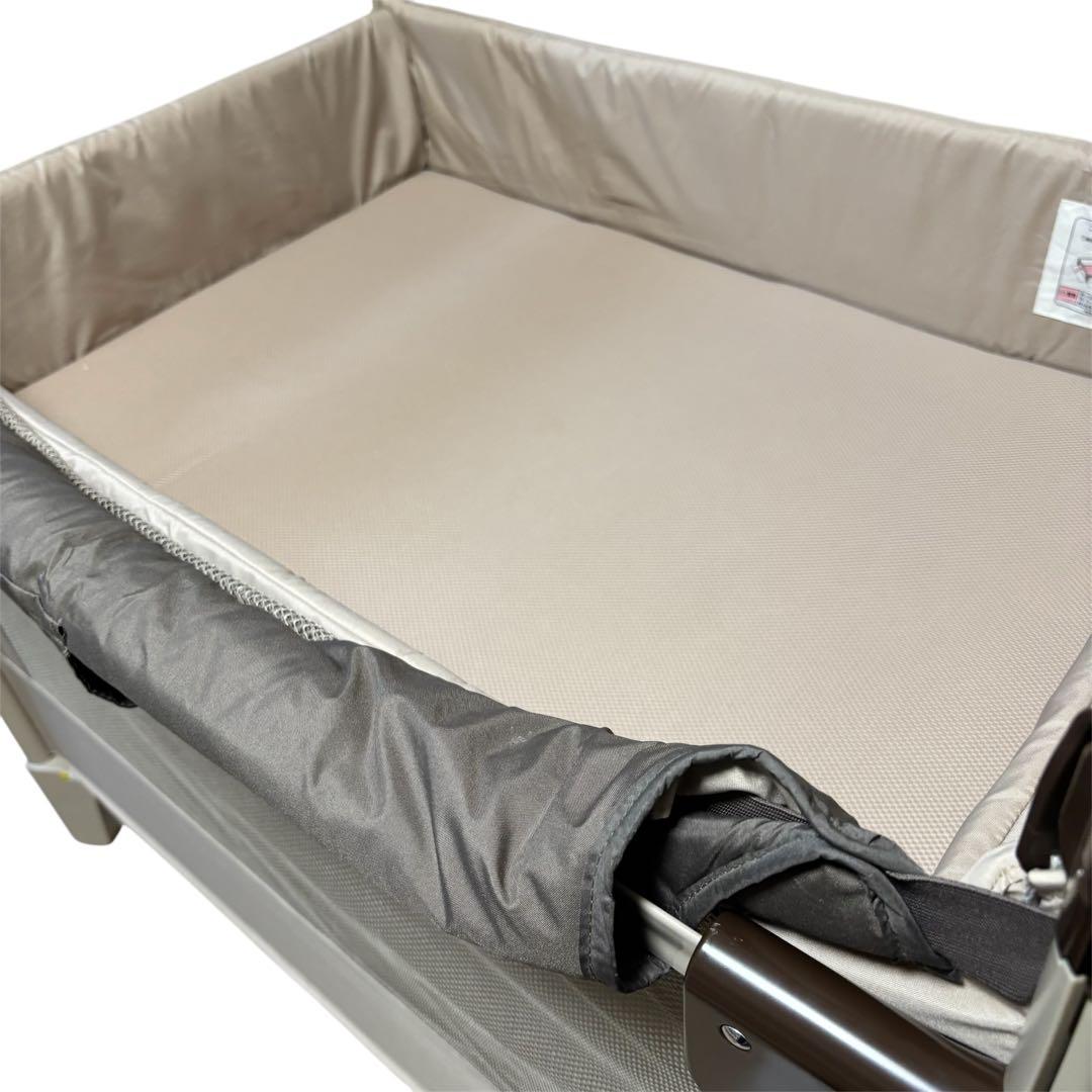 美品 アップリカ Aprica ココネル エアー ベビーベッド ブラウン