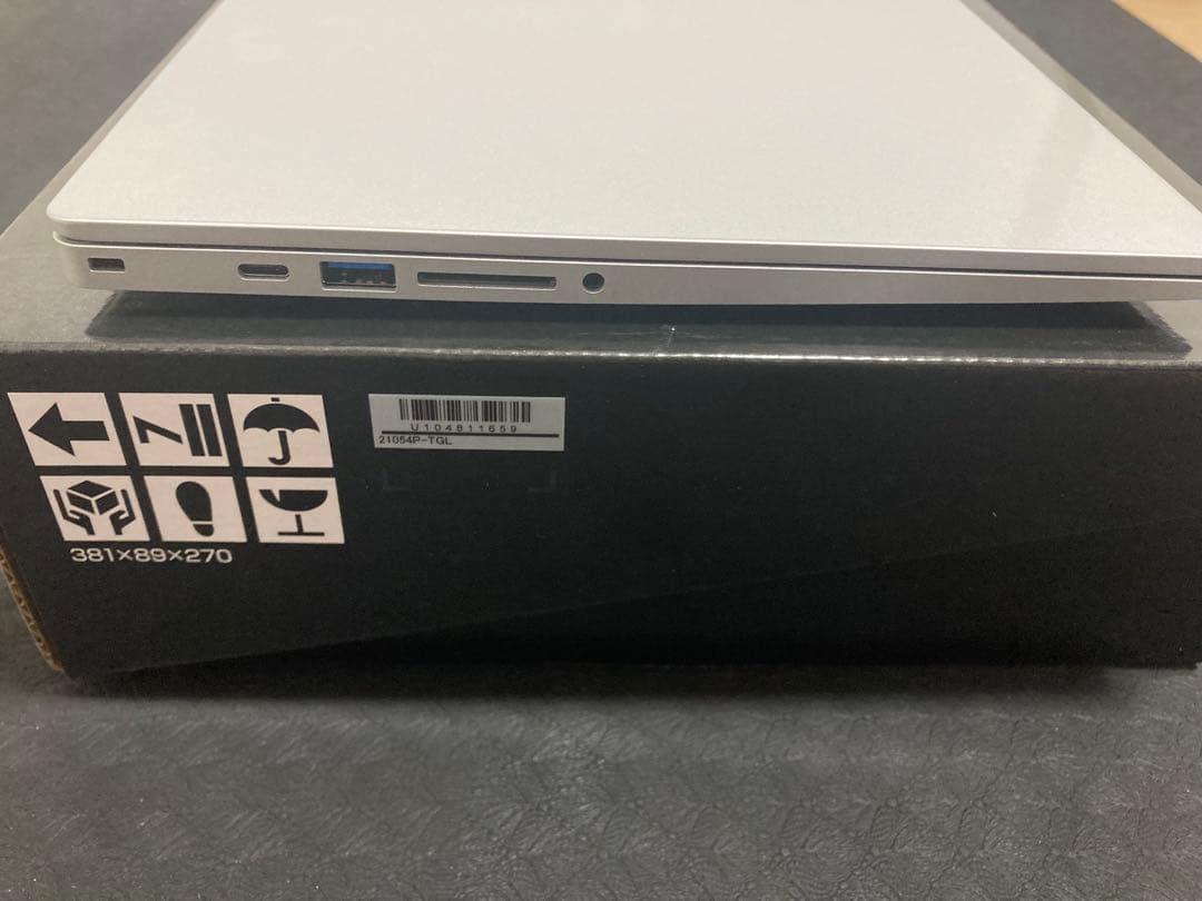 【未使用】mouse computer DAIV 4P