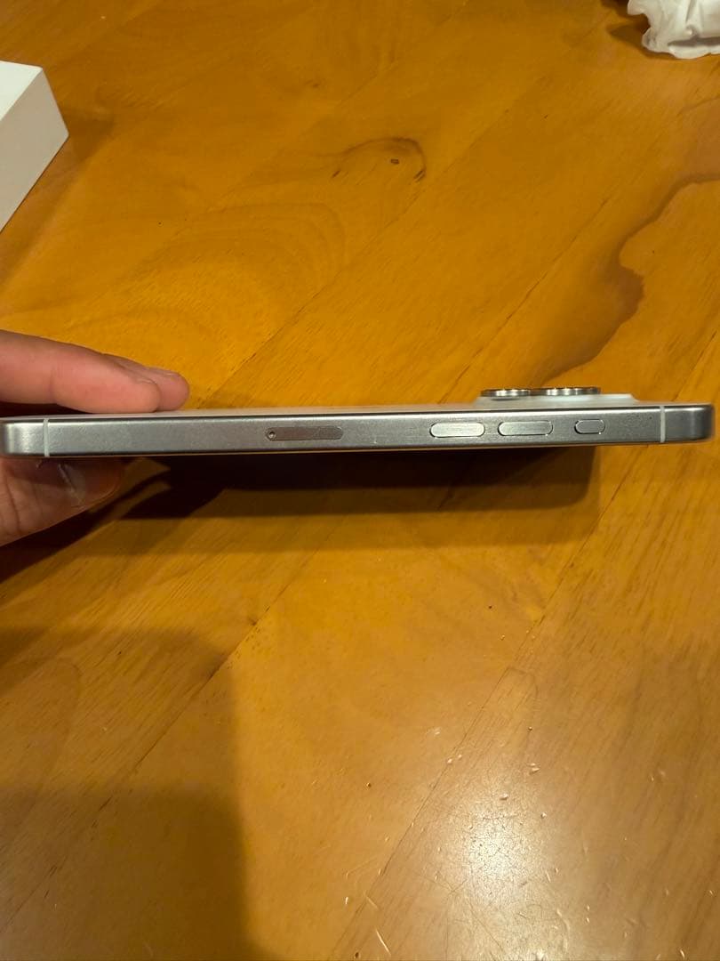 iPhone15ProMAX 256GB 美品！バッテリー残量100