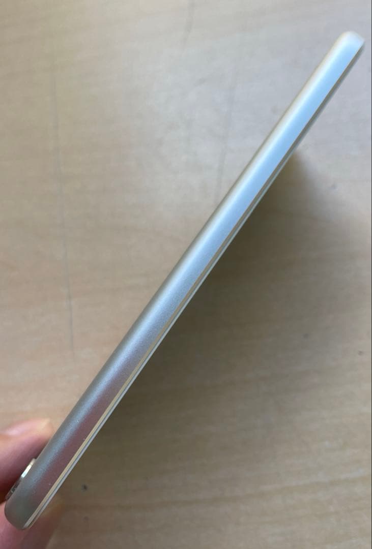 iPod touch 第7世代　32GB シルバー　A2178 超美品