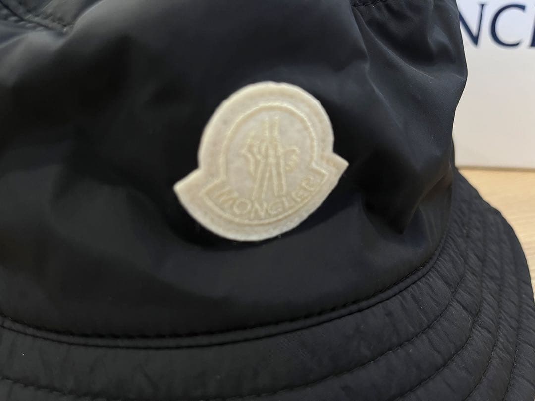 【新品タグ箱付き】MONCLER バケットハット