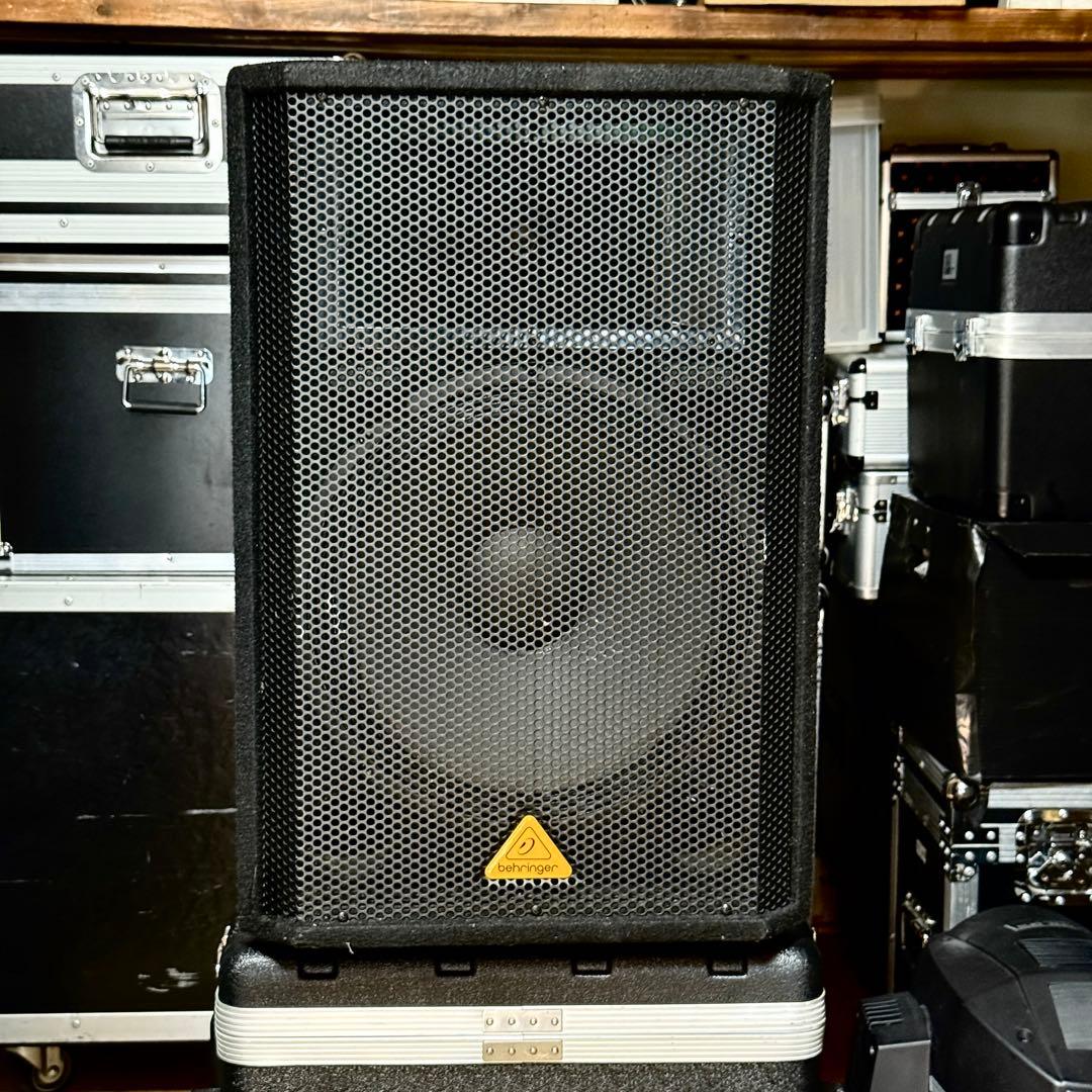 r*a様 送料無料！Behringer VP1520 15インチ パッシブ PA
