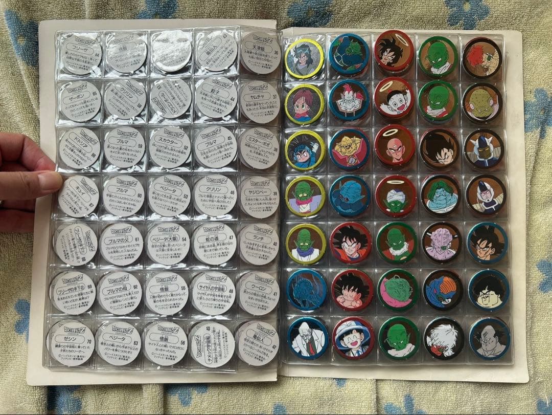 【非売品】ドラゴンボール　メンコホルダー&メンコ