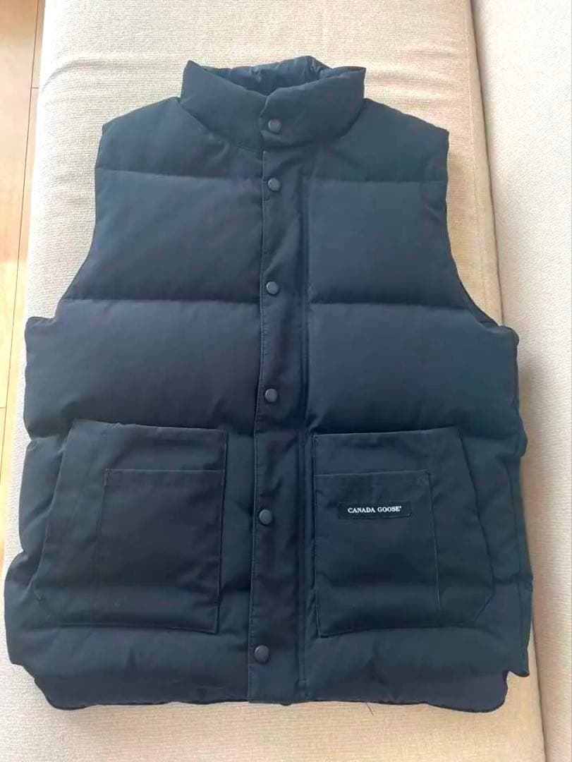   Vest カナダグース ベスト
