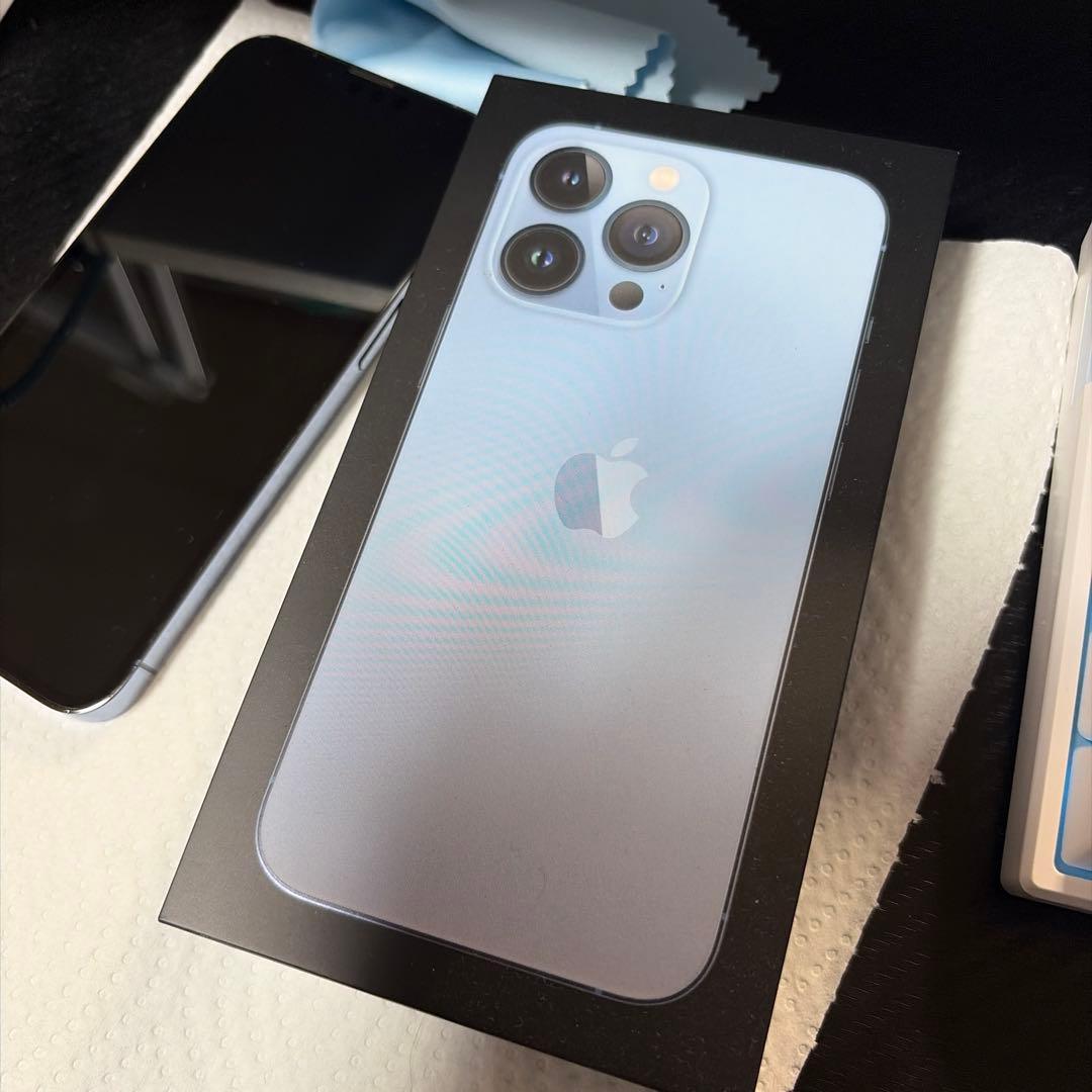 iPhone 13 Pro 本体 256gb