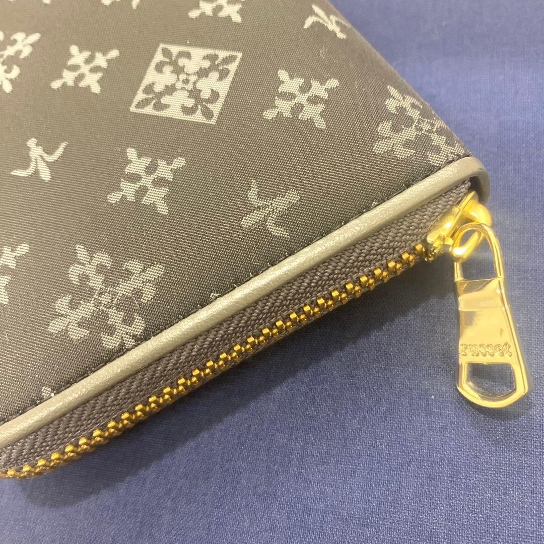 未使用✨russet ラシット 長財布 ブラック　ナイロン　モノグラム　多機能