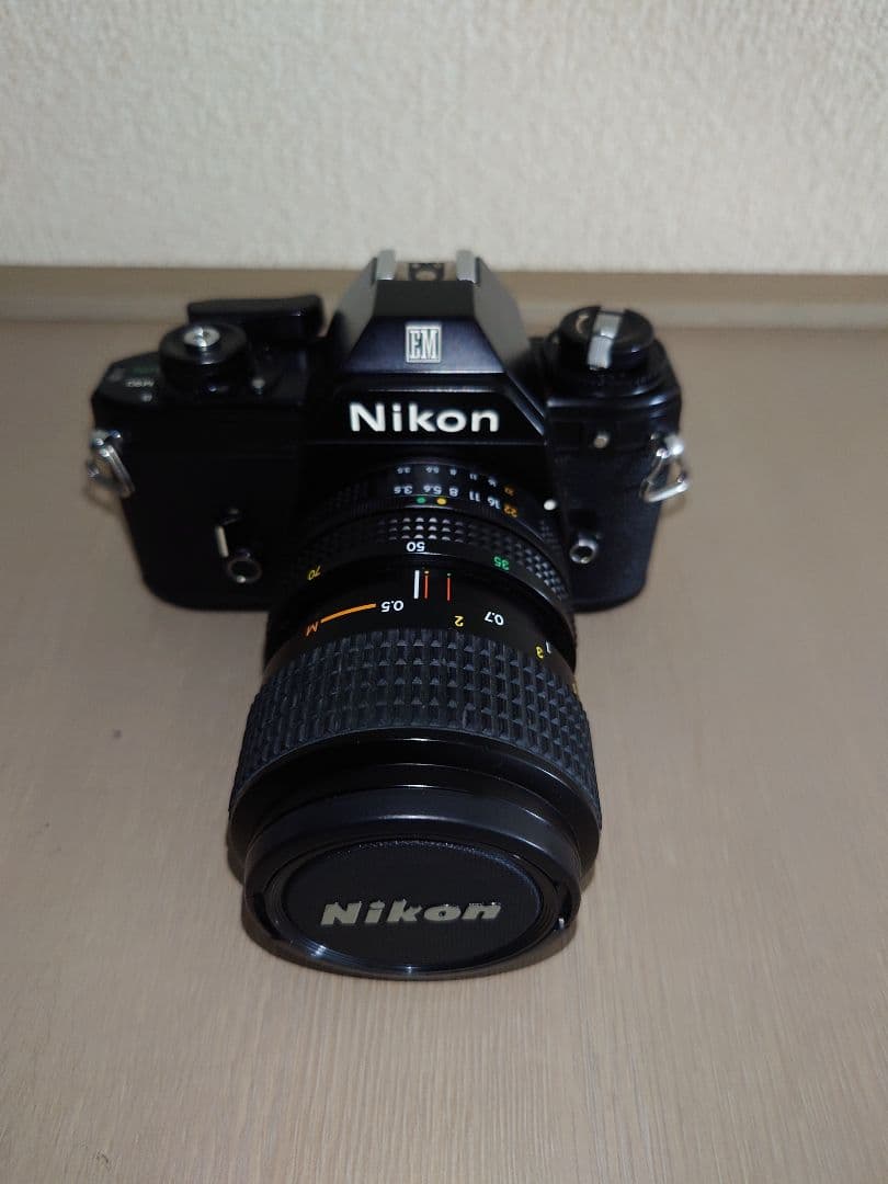 断*ん様 Nikon EM 一眼レフカメラ Nikkorレンズ付き